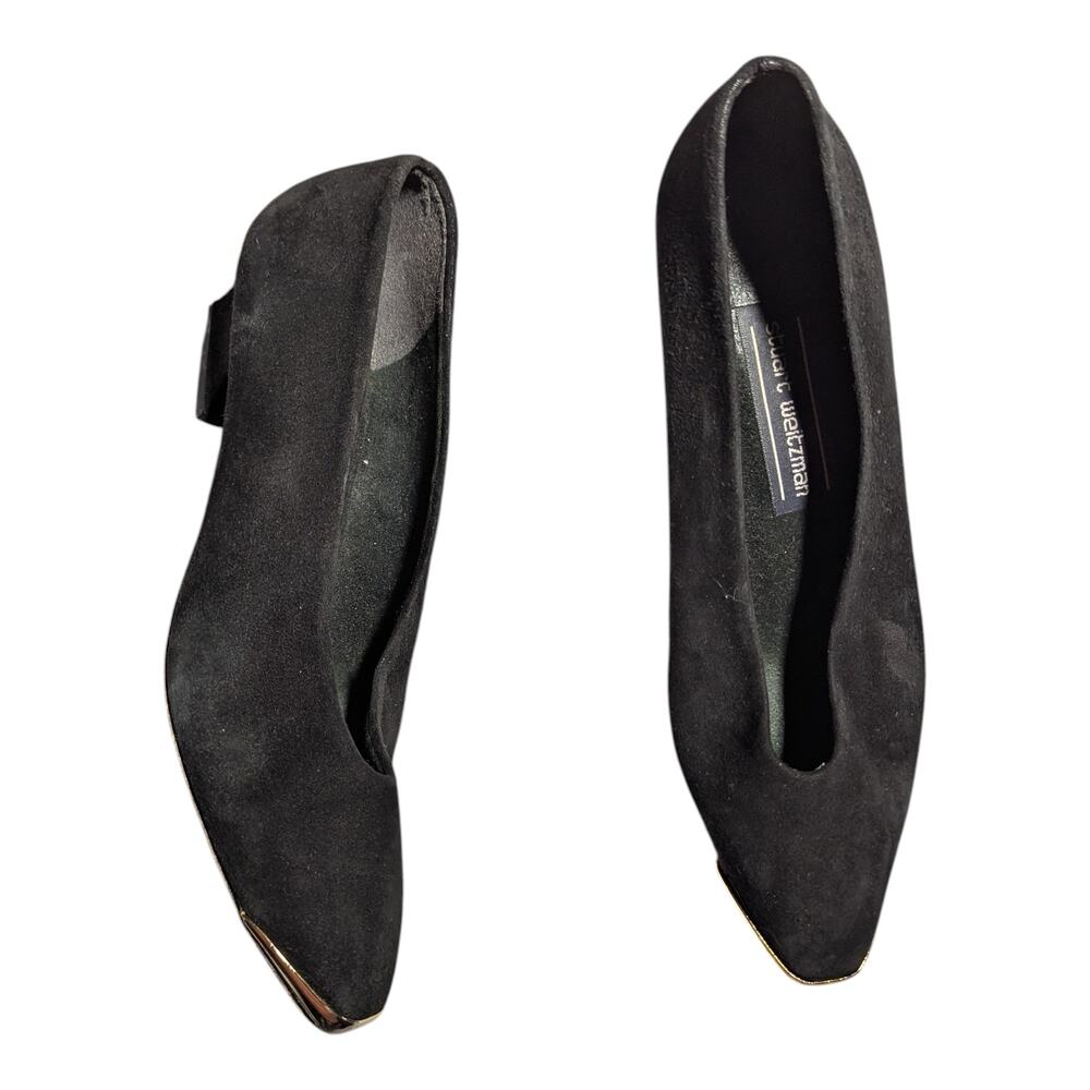 Vtg 1990s Stuart Weitzman Black Suede Gold Metal Pointed Toe Low Heel Pumps 8